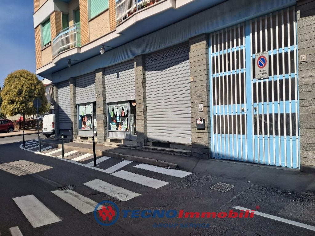 Negozio in affitto a Caselle Torinese