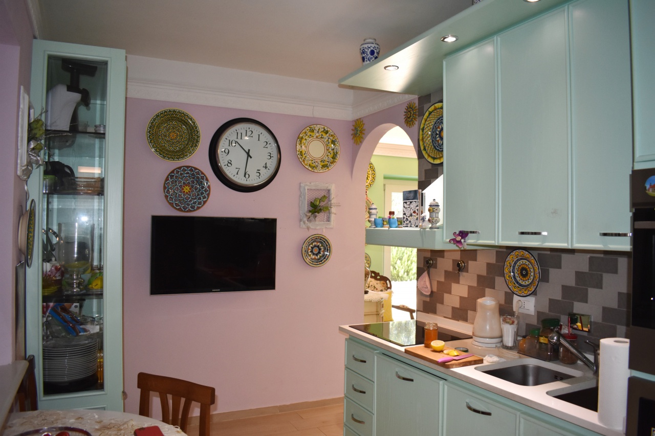 Rustico con giardino a Volterra