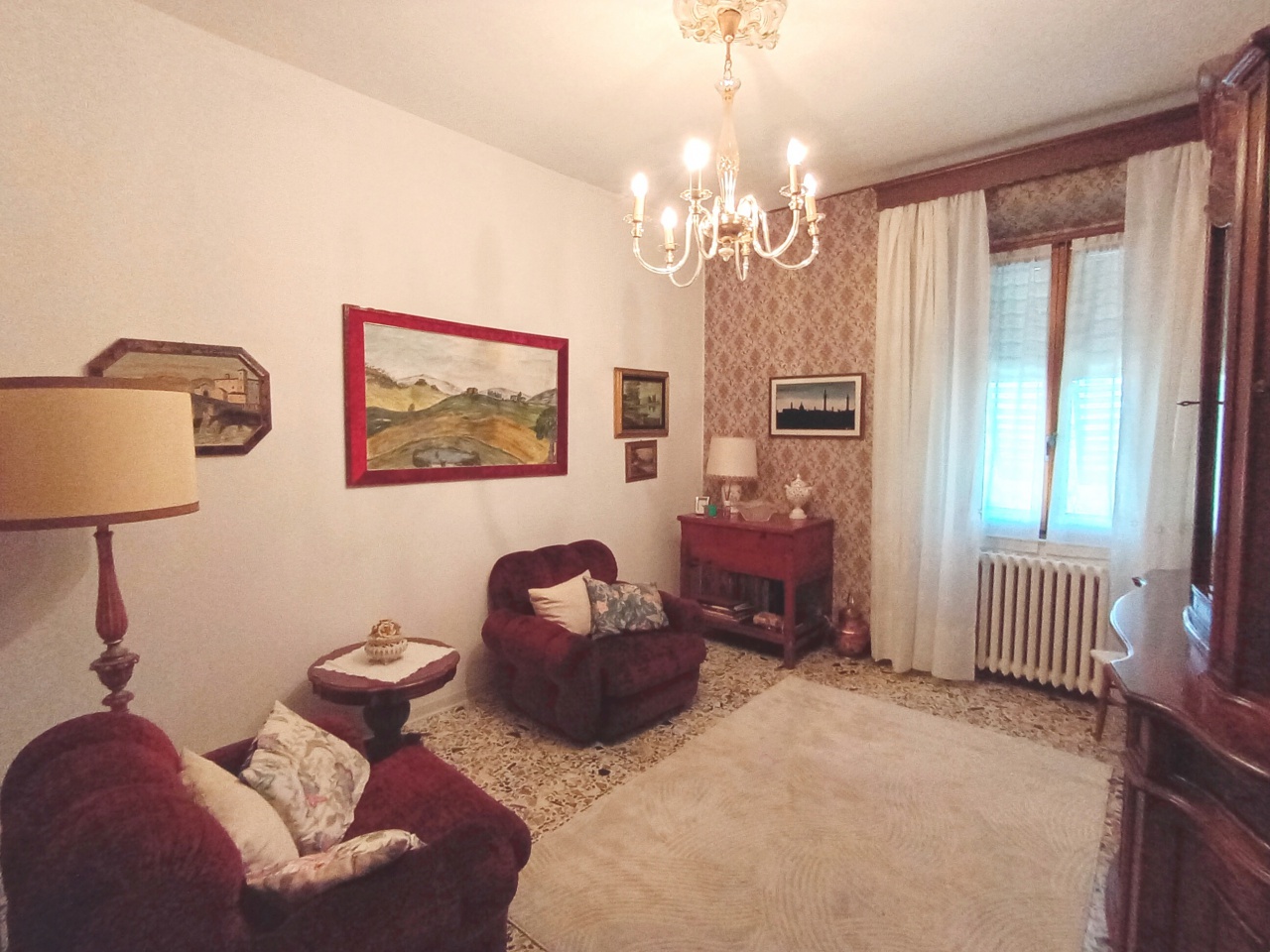 Quadrilocale in vendita a Gambassi Terme