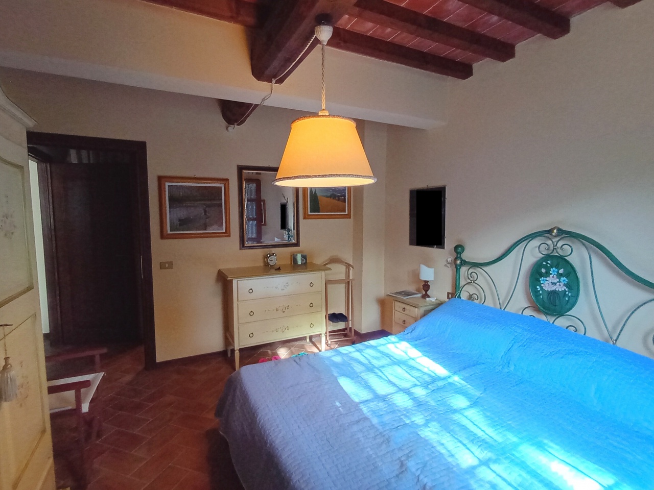 Bilocale in vendita a Gambassi Terme