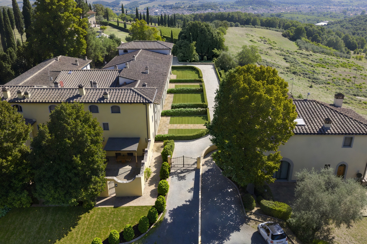 Trilocale con giardino a Gambassi Terme