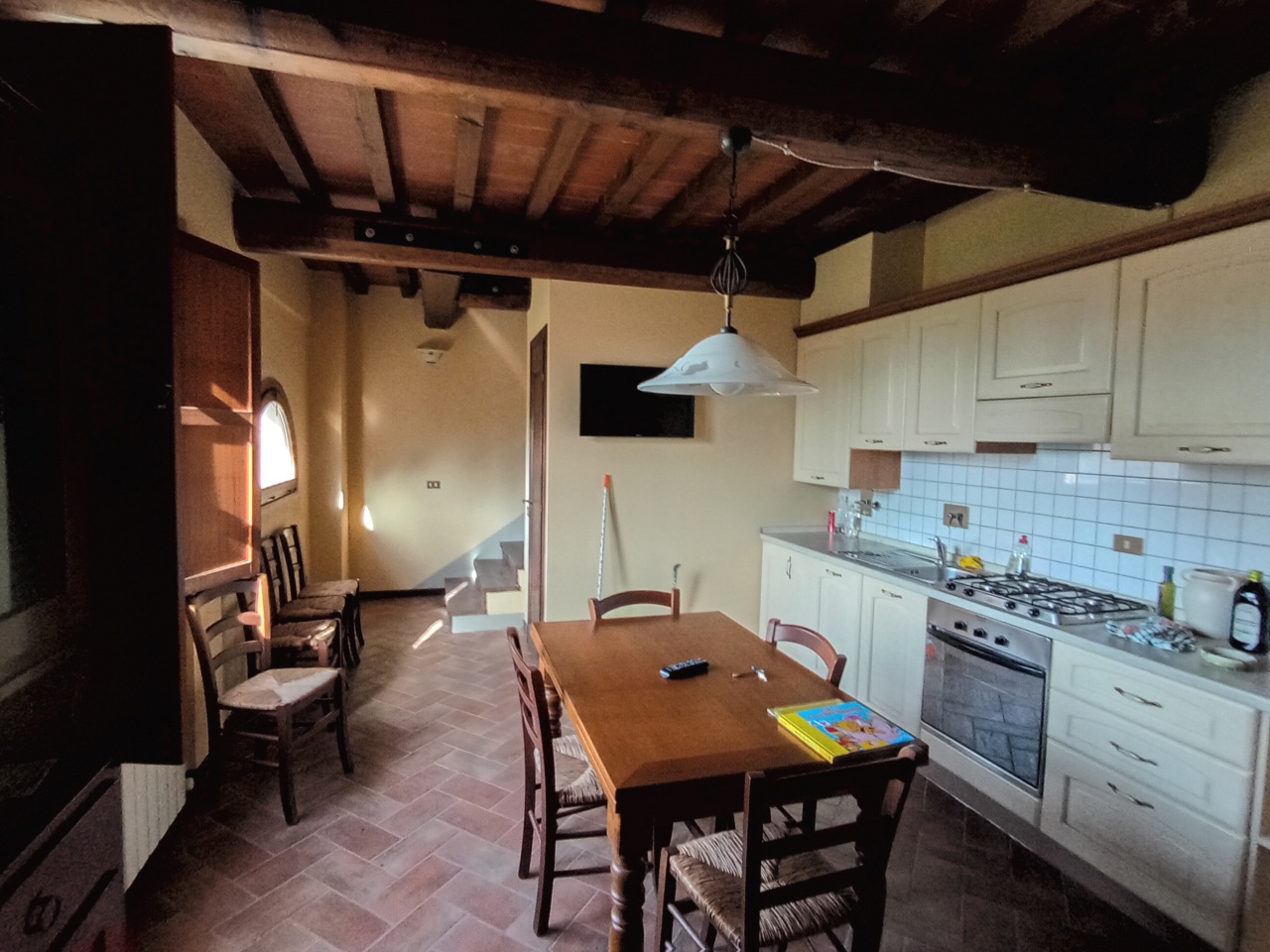 Bilocale in vendita a Gambassi Terme