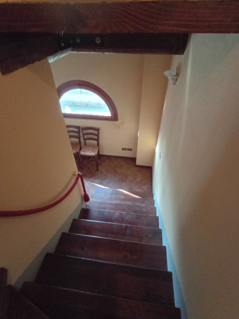 Bilocale in vendita a Gambassi Terme