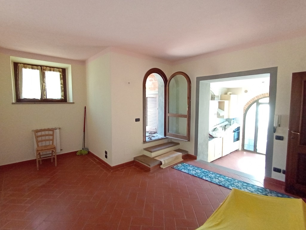 Rustico con giardino a Gambassi Terme