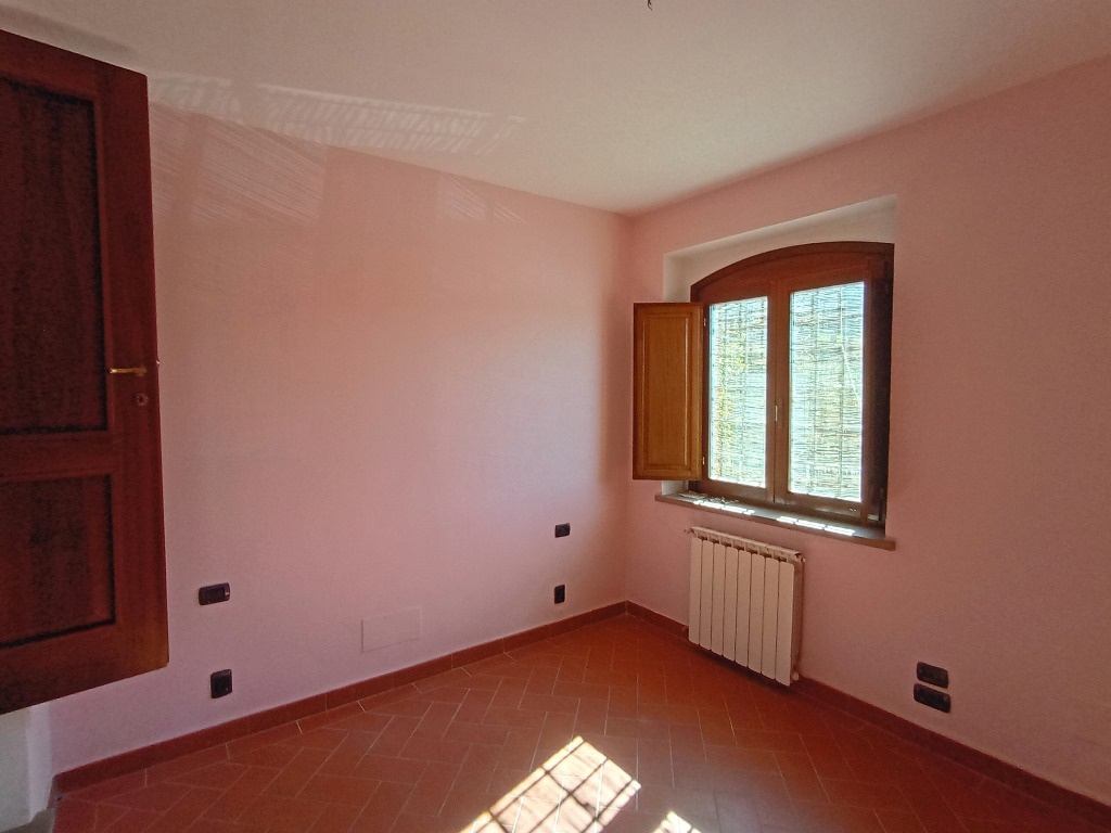 Rustico con giardino a Gambassi Terme