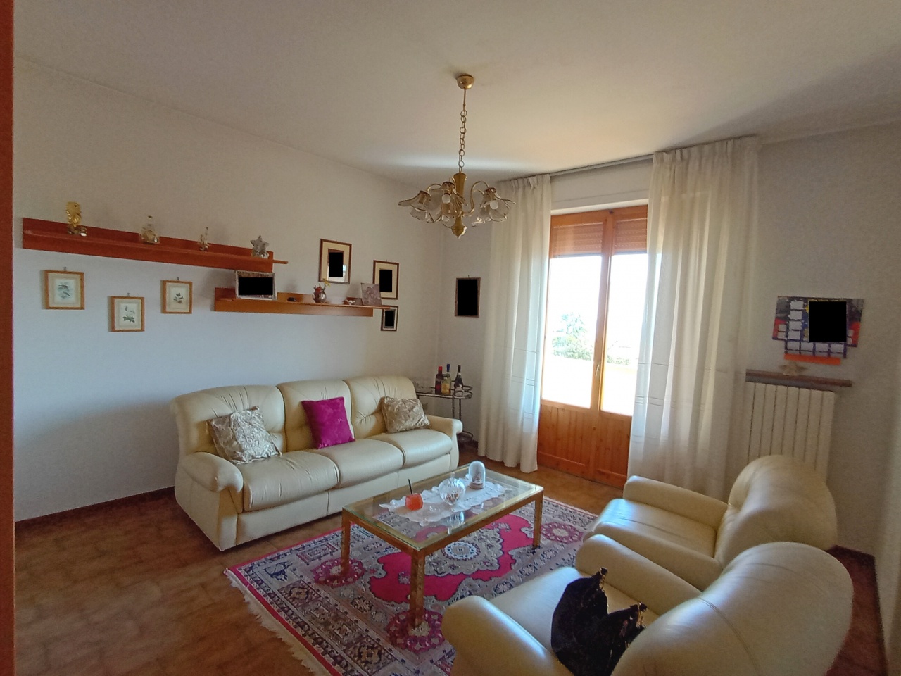 Casa indipendente con giardino a Gambassi Terme