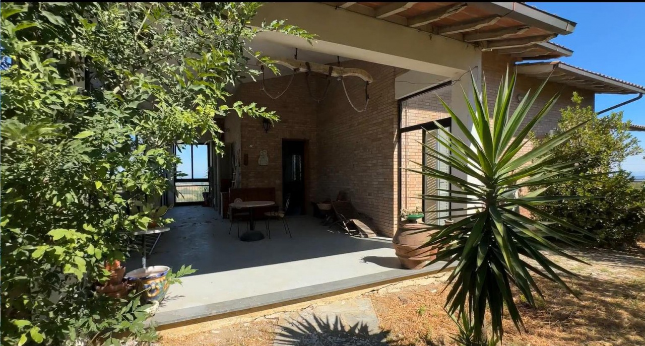 Villa con giardino a Montaione