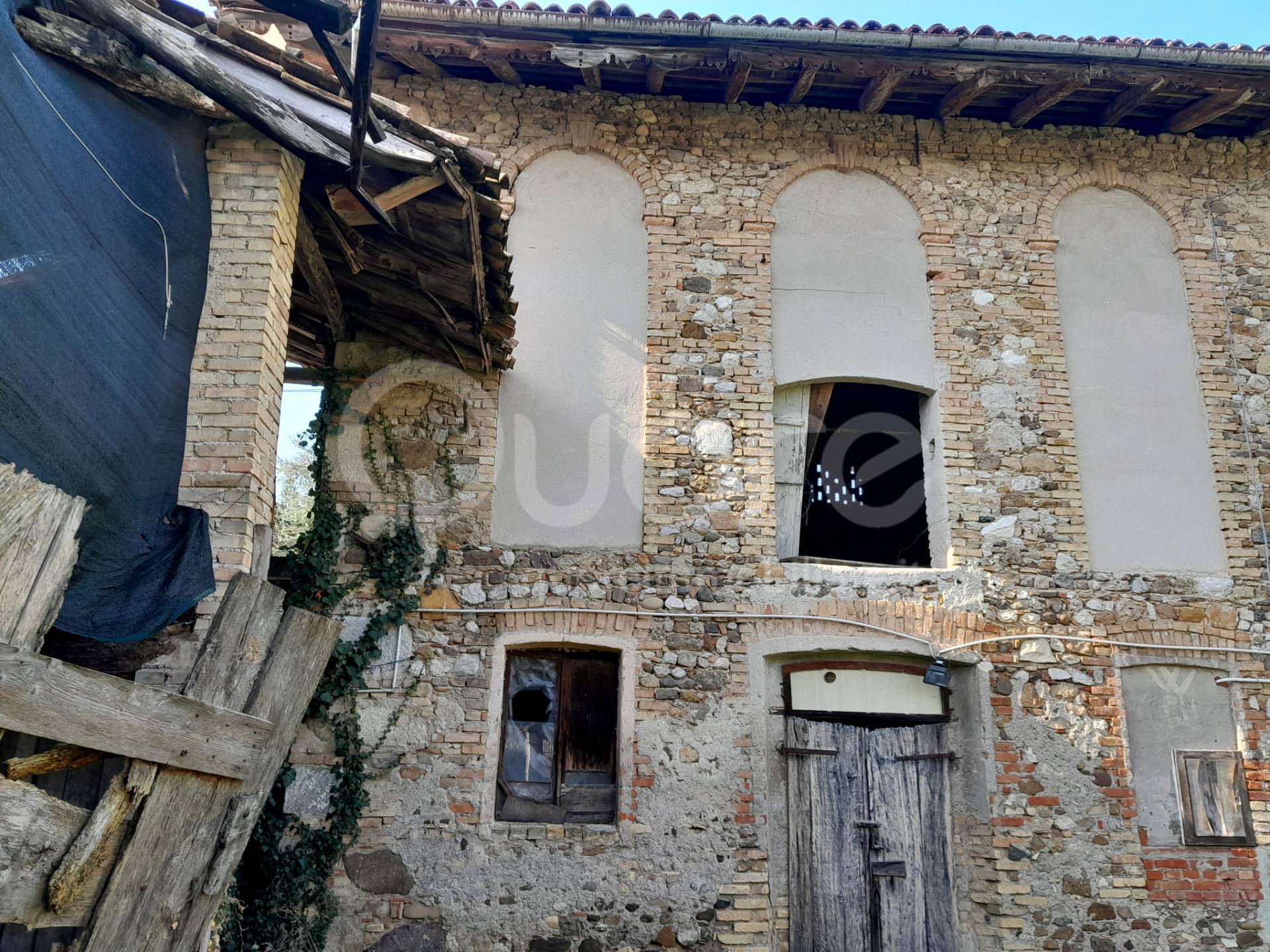 Rustico in vendita a Colloredo di Monte Albano, Caporiacco