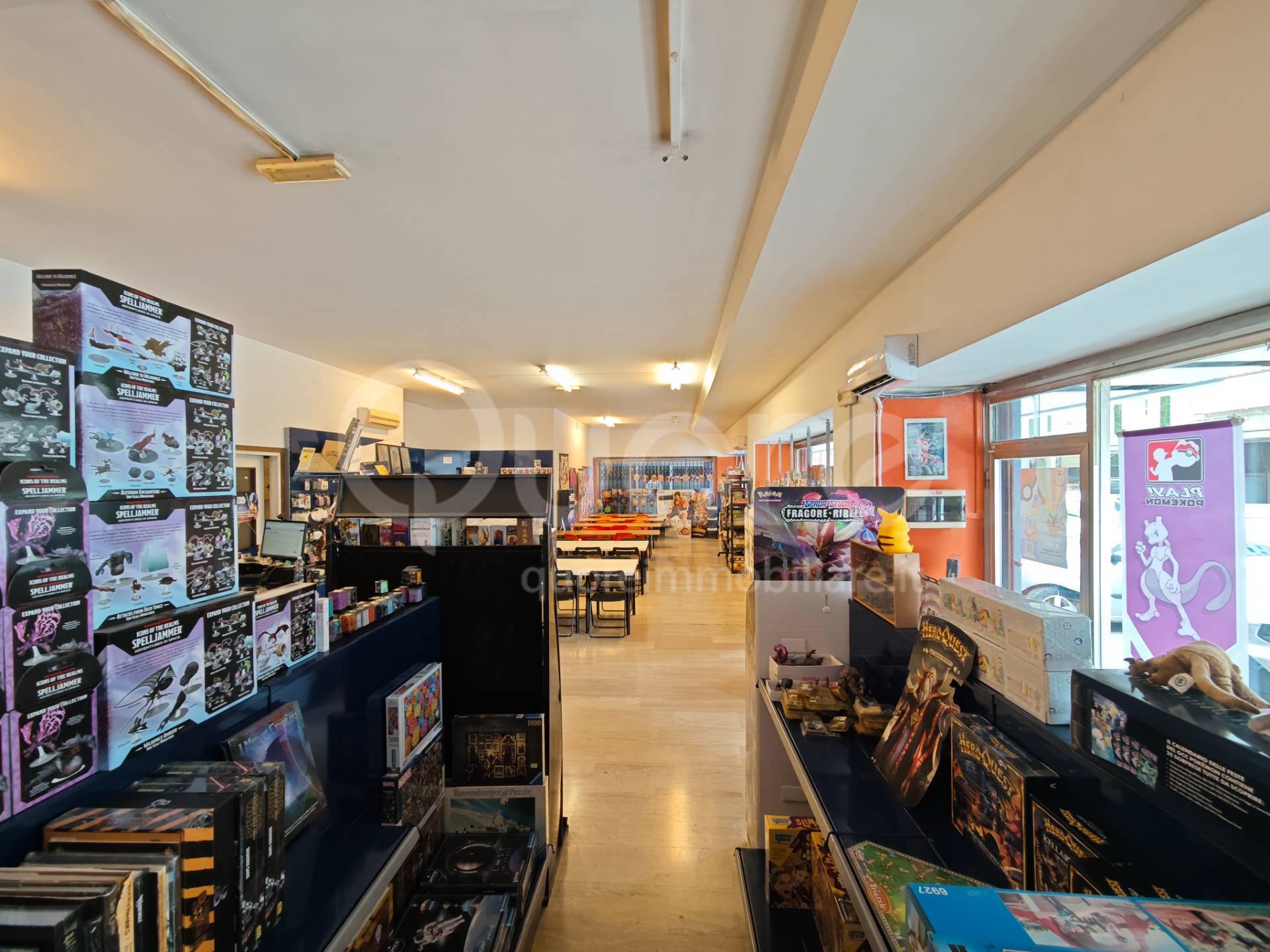 Negozio in vendita a Udine, Semicentro