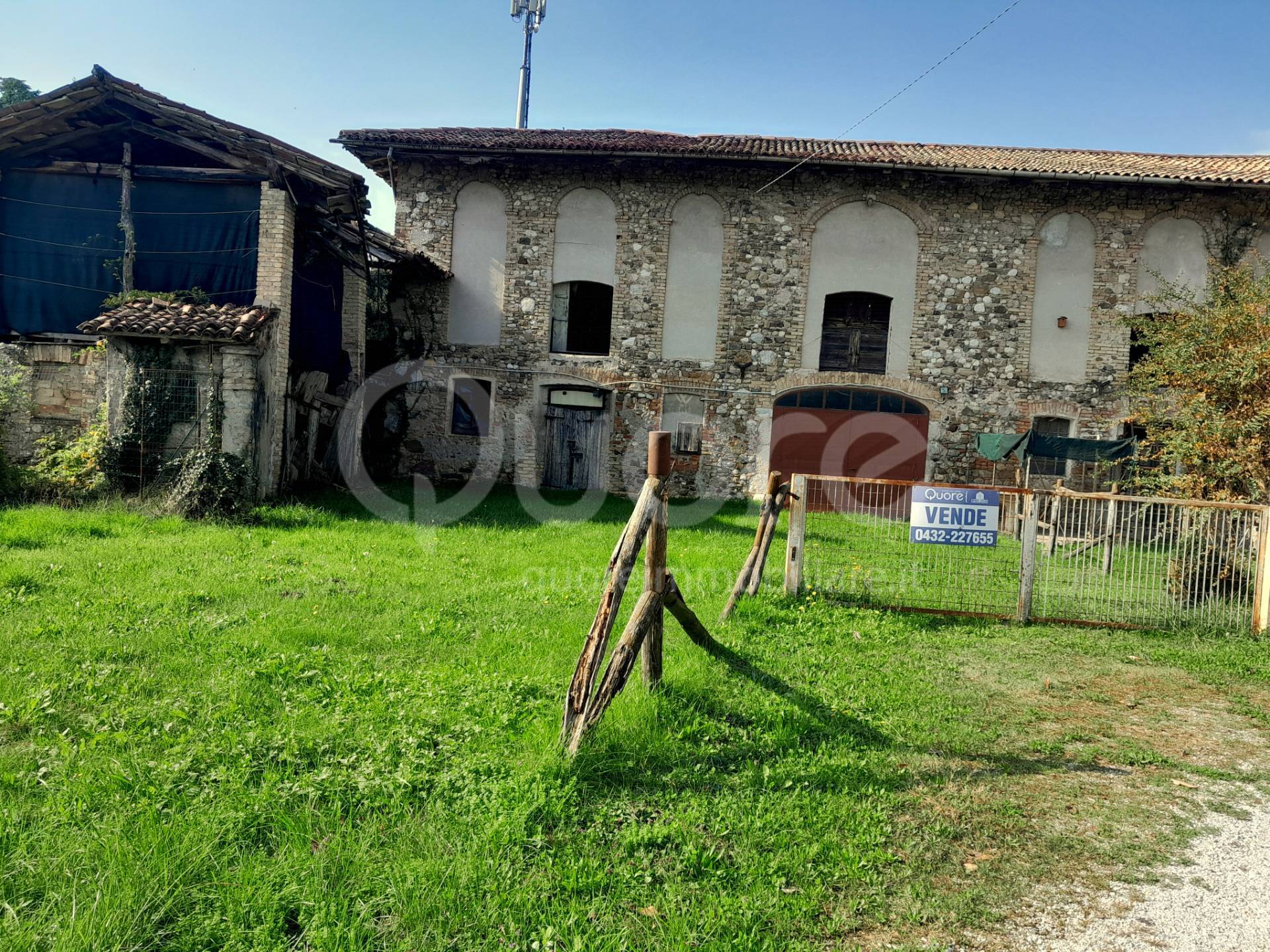 Rustico in vendita a Colloredo di Monte Albano, Caporiacco