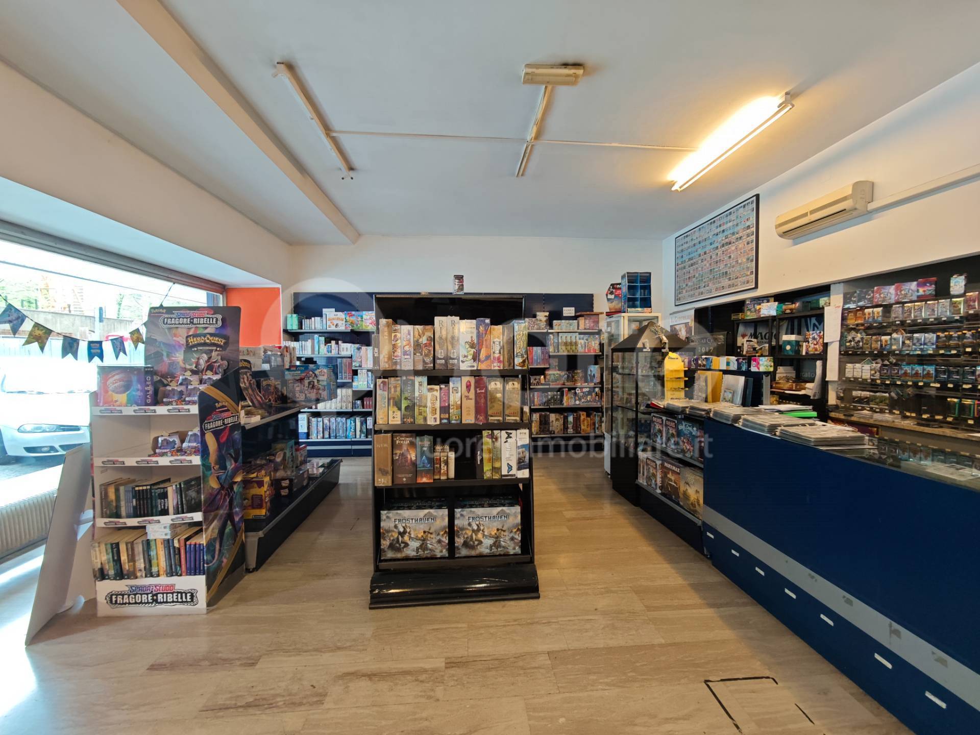 Negozio in vendita a Udine, Semicentro