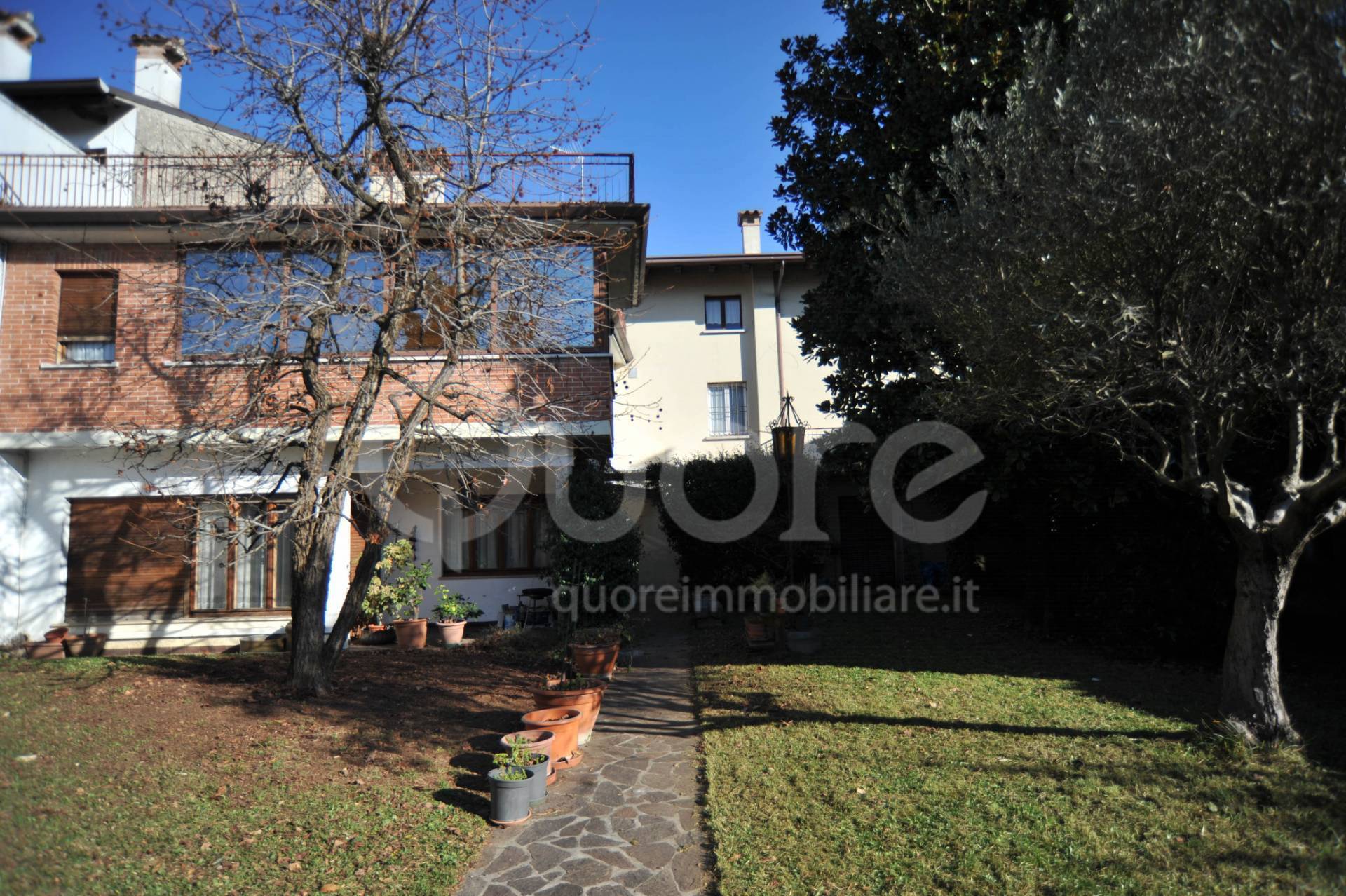 Casa in linea in vendita a Buttrio