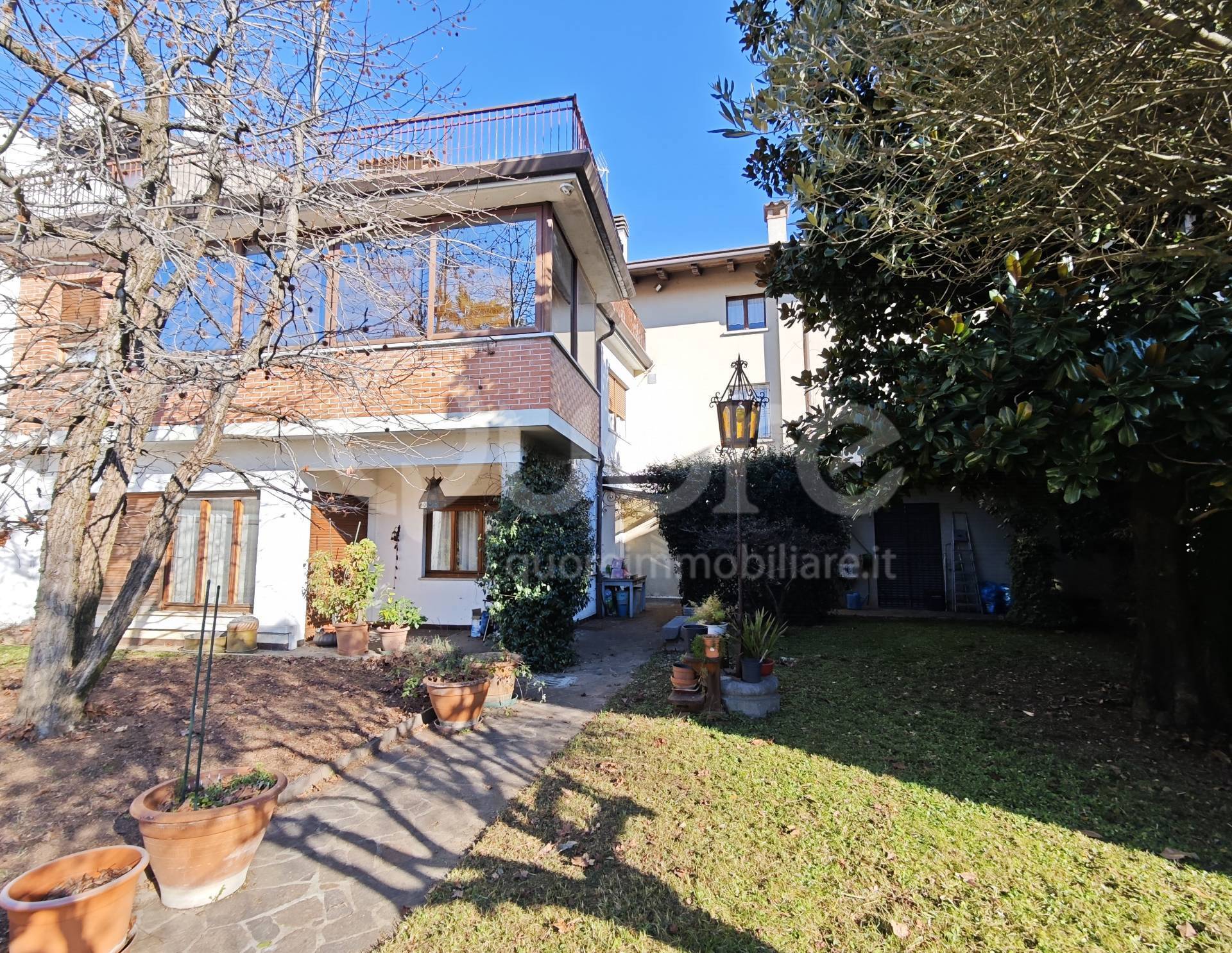 Casa in linea in vendita a Buttrio