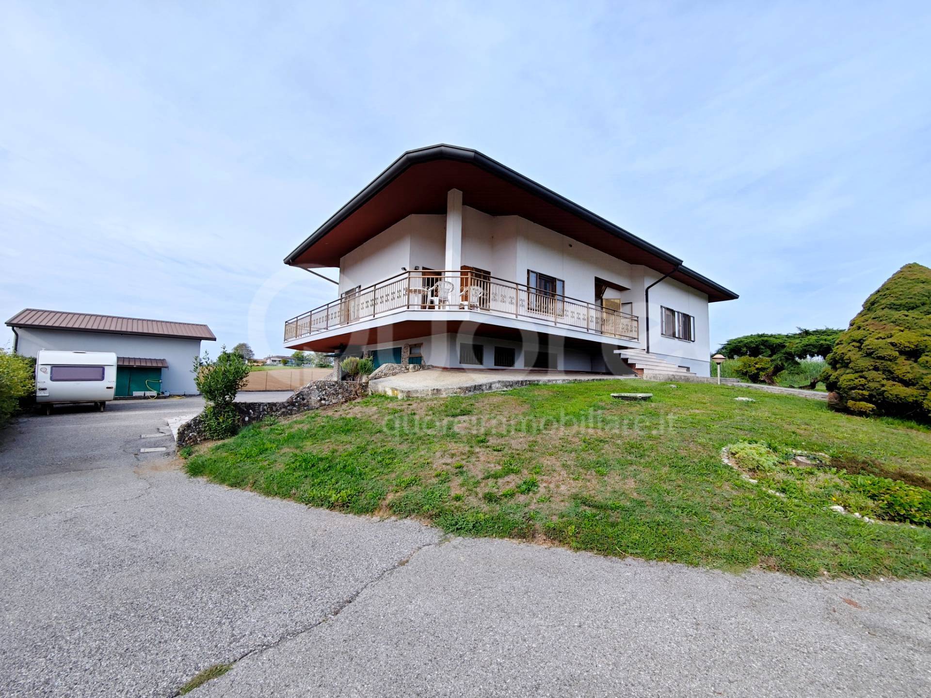 Villa d\'epoca / indipendente in vendita a Colloredo di Monte Albano