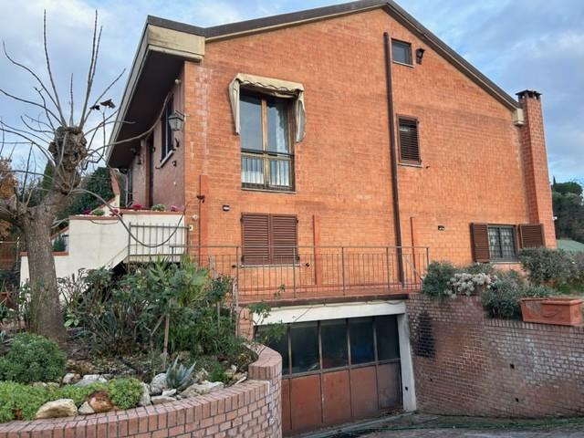 Villa in vendita a Monteriggioni