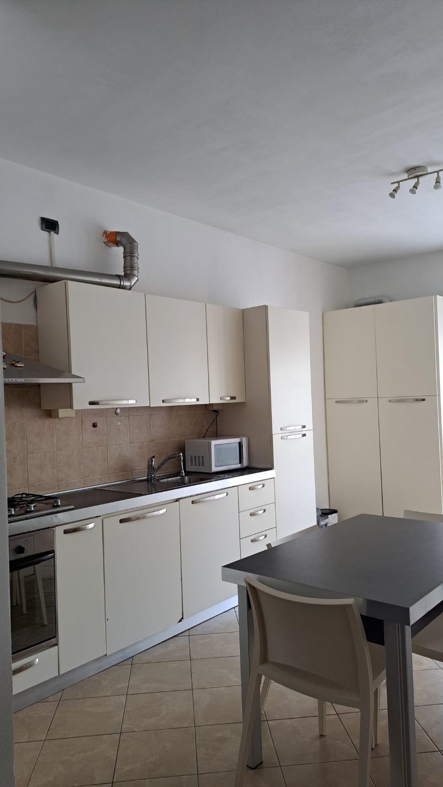 Bilocale arredato in affitto, Siena colonna san marco