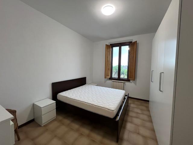 Trilocale arredato in affitto a Siena