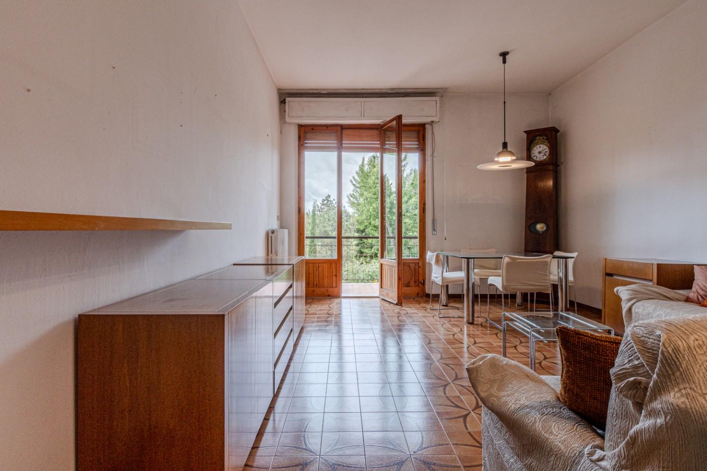 Appartamento con giardino, Siena vico alto