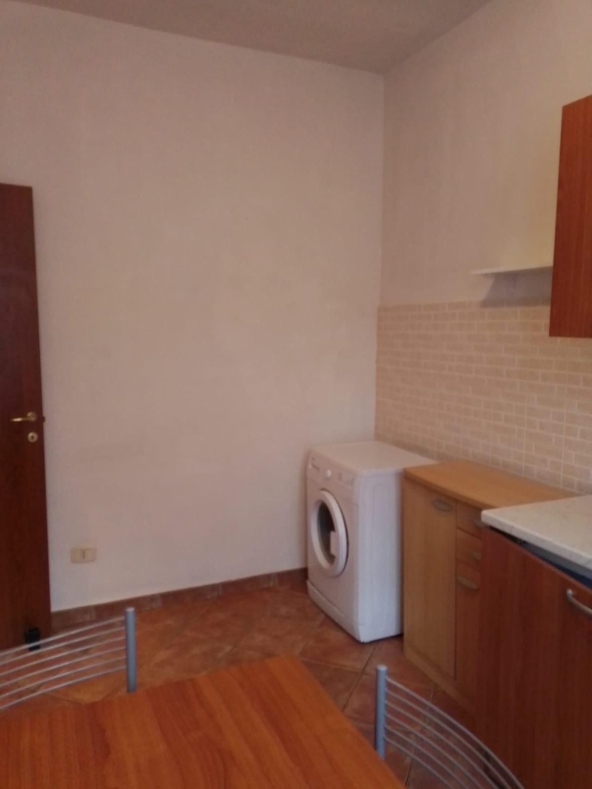 Bilocale arredato in affitto, Siena coroncina