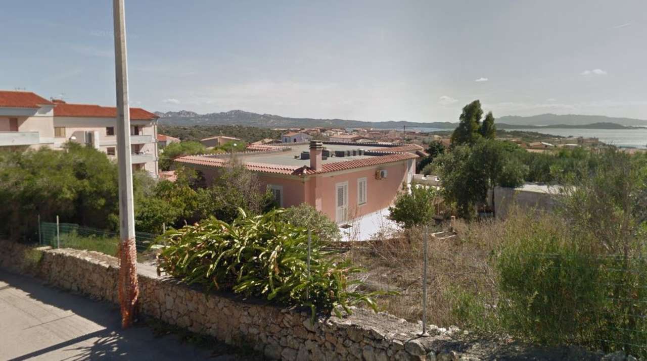 Villa da ristrutturare in la maddalena, La Maddalena