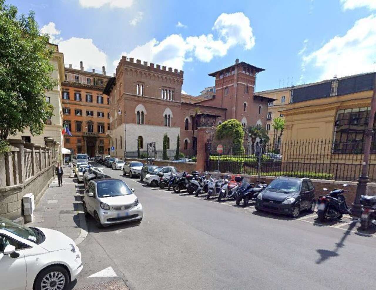 Locale commerciale in affitto in via venti settembre, Roma