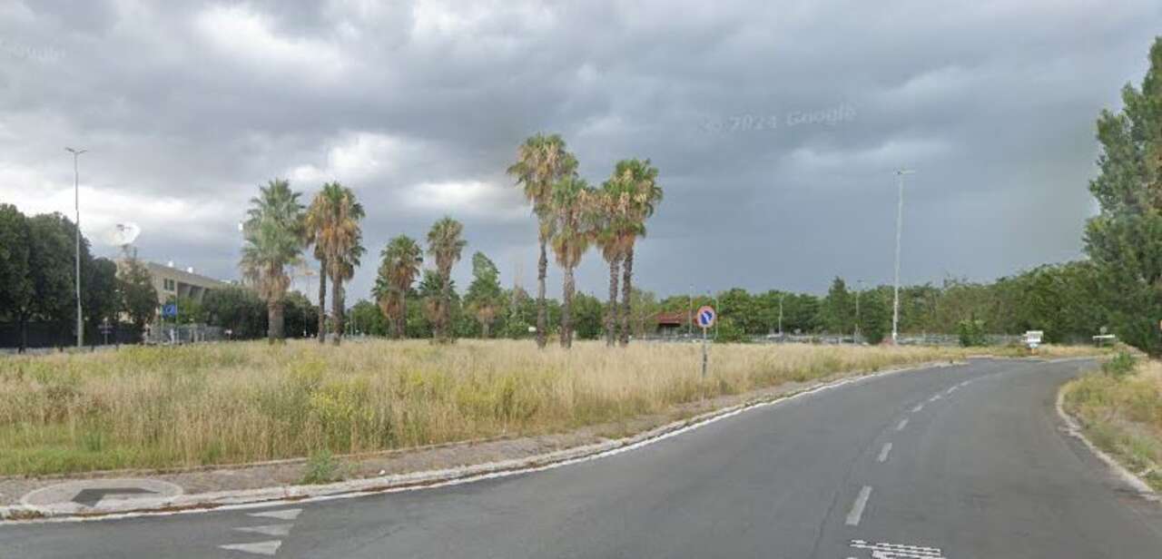 Capannone da ristrutturare in via antonio tartgioni tozzetti, Roma