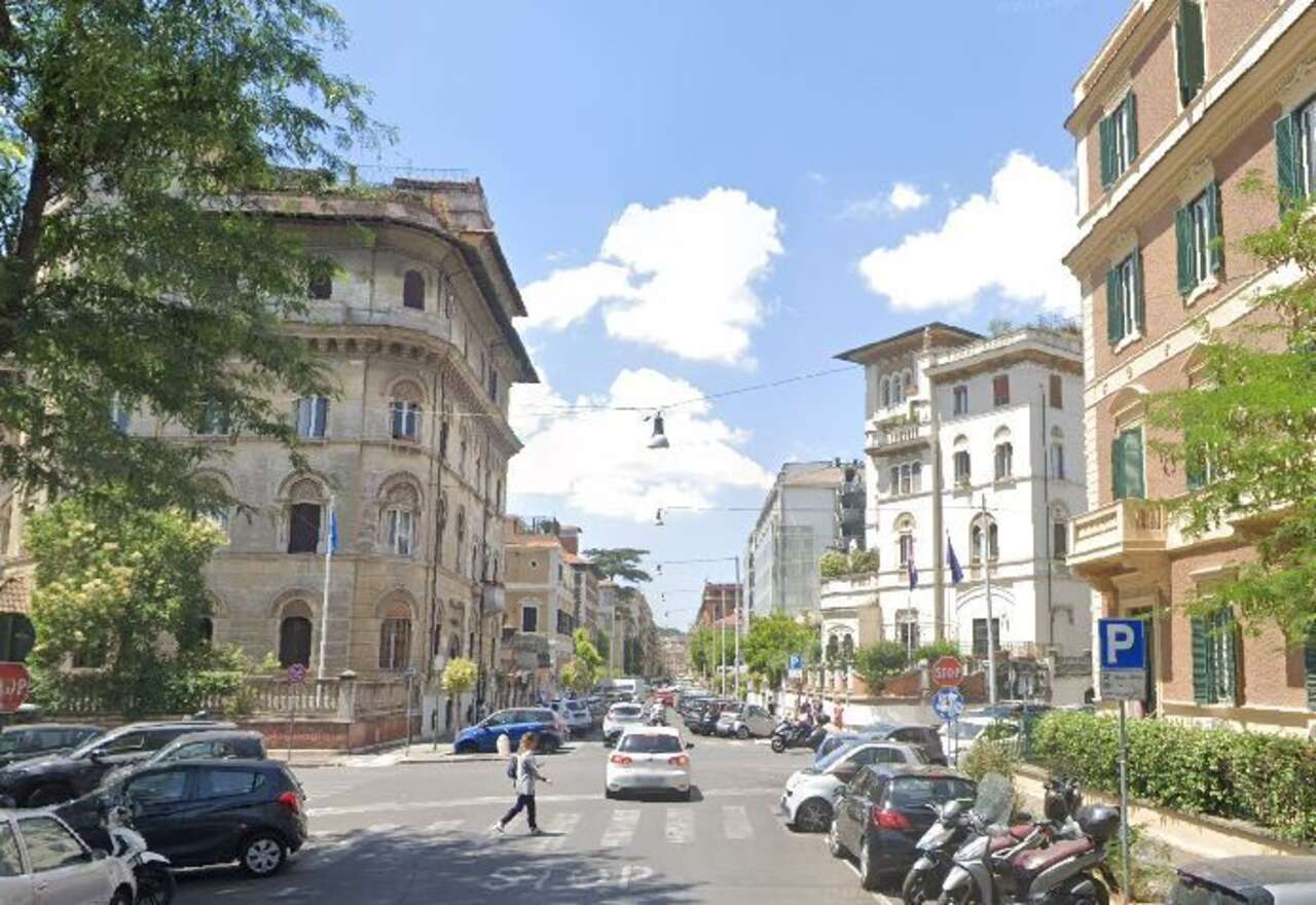 Appartamento in vendita in via degli scipioni, Roma