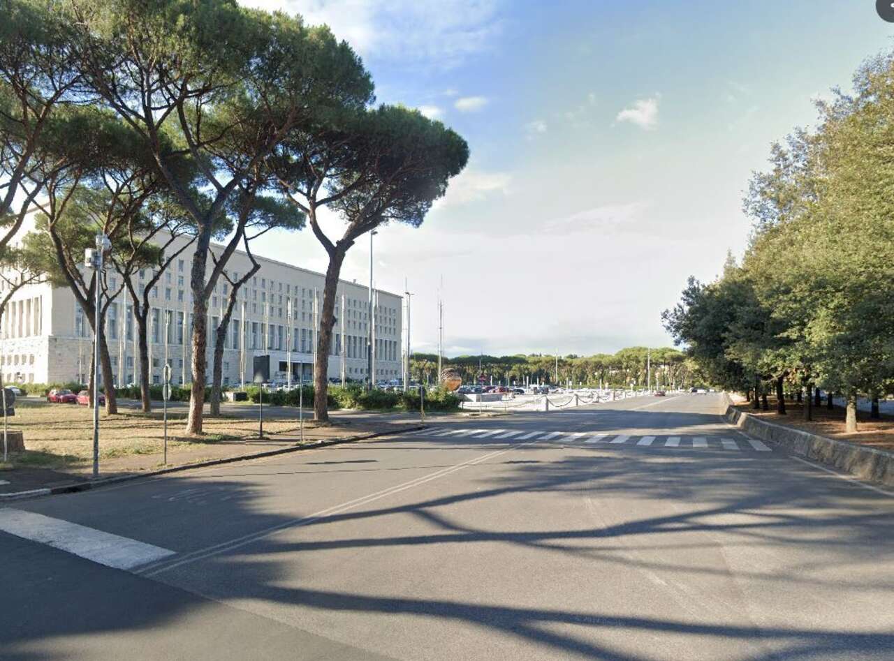 Attico con terrazzo in piazzale della farnesina, Roma