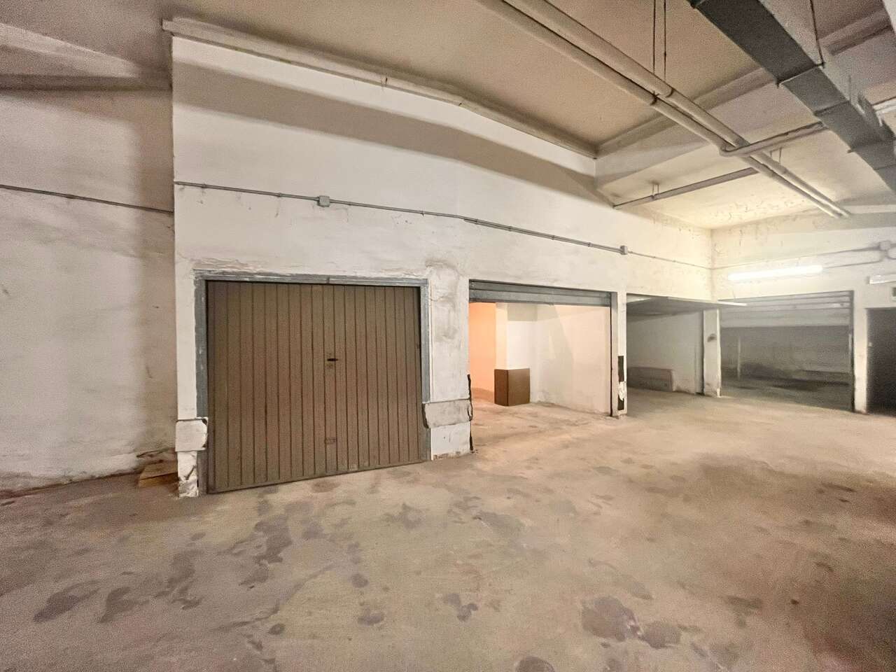 Box/Garage 25mq con box in via bevagna 30, Roma