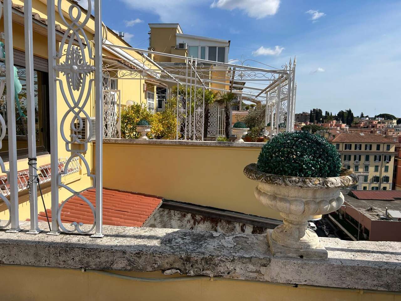 Attico arredato in affitto in via giuseppe mercalli, Roma