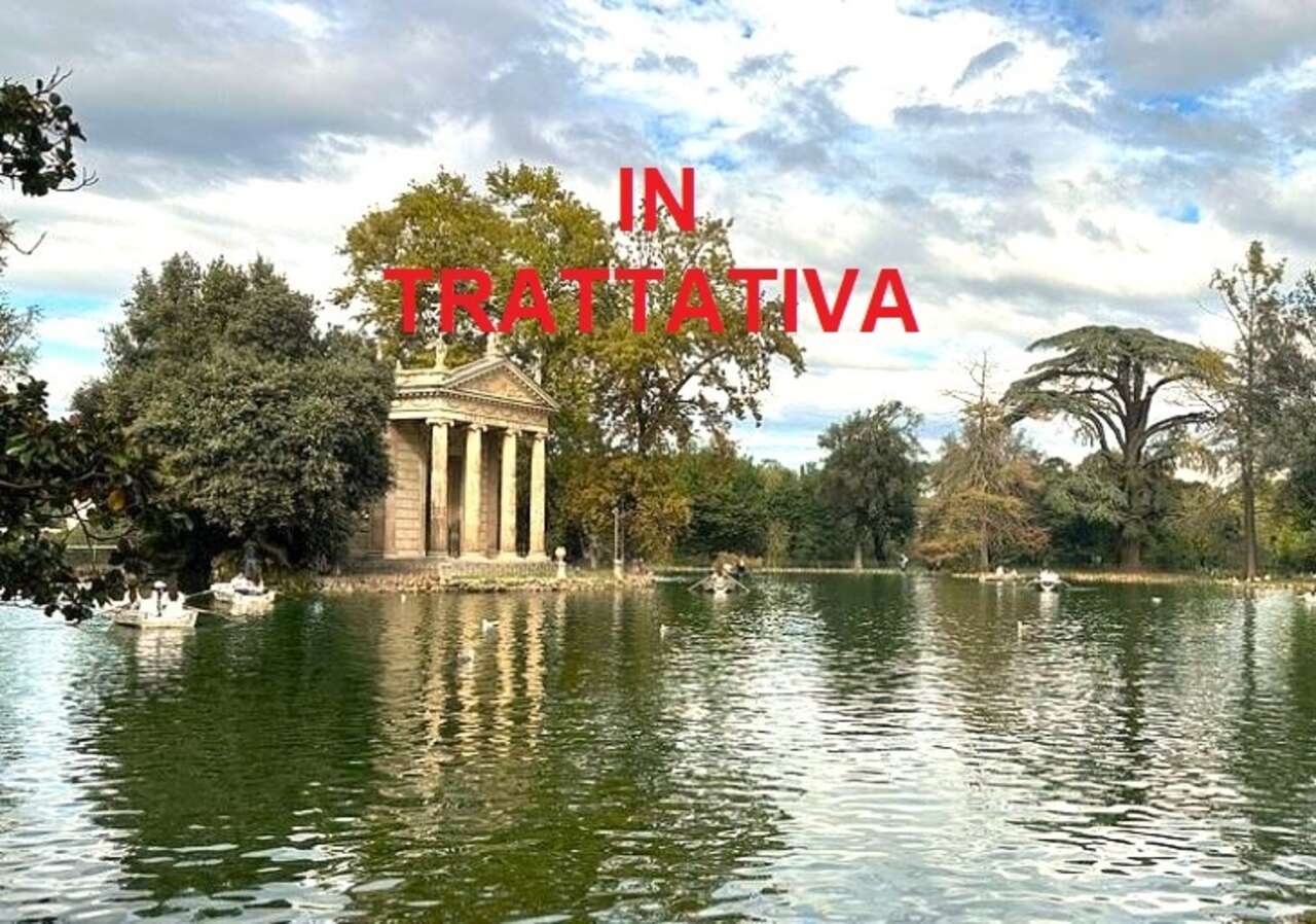 Attico con terrazzo in villa borghese, Roma