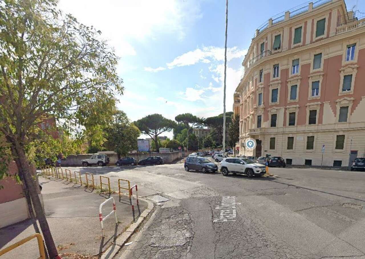 Ufficio con terrazzo in via gian giacomo porro, Roma