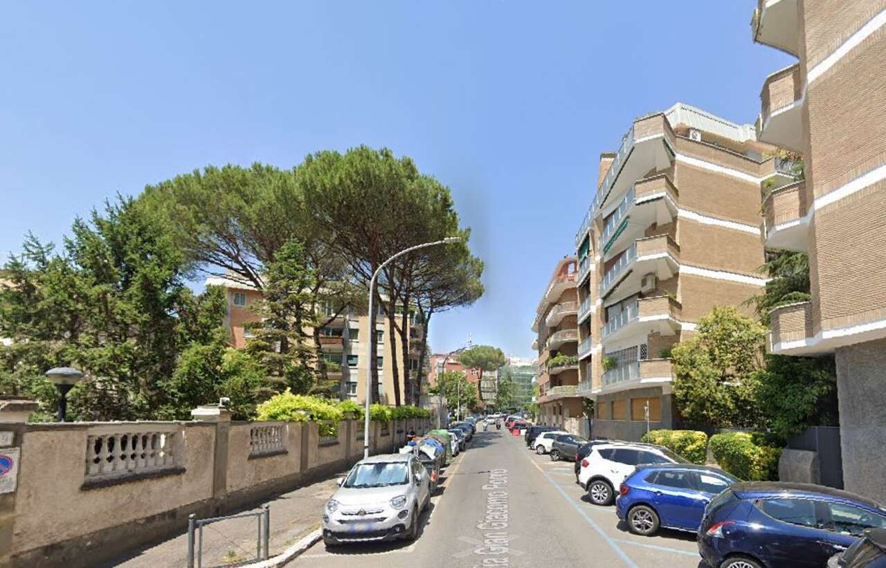 Ufficio con terrazzo in via gian giacomo porro, Roma