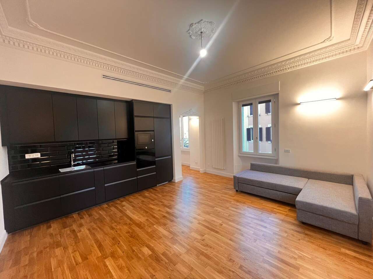 Bilocale arredato in affitto in piazza crati, Roma