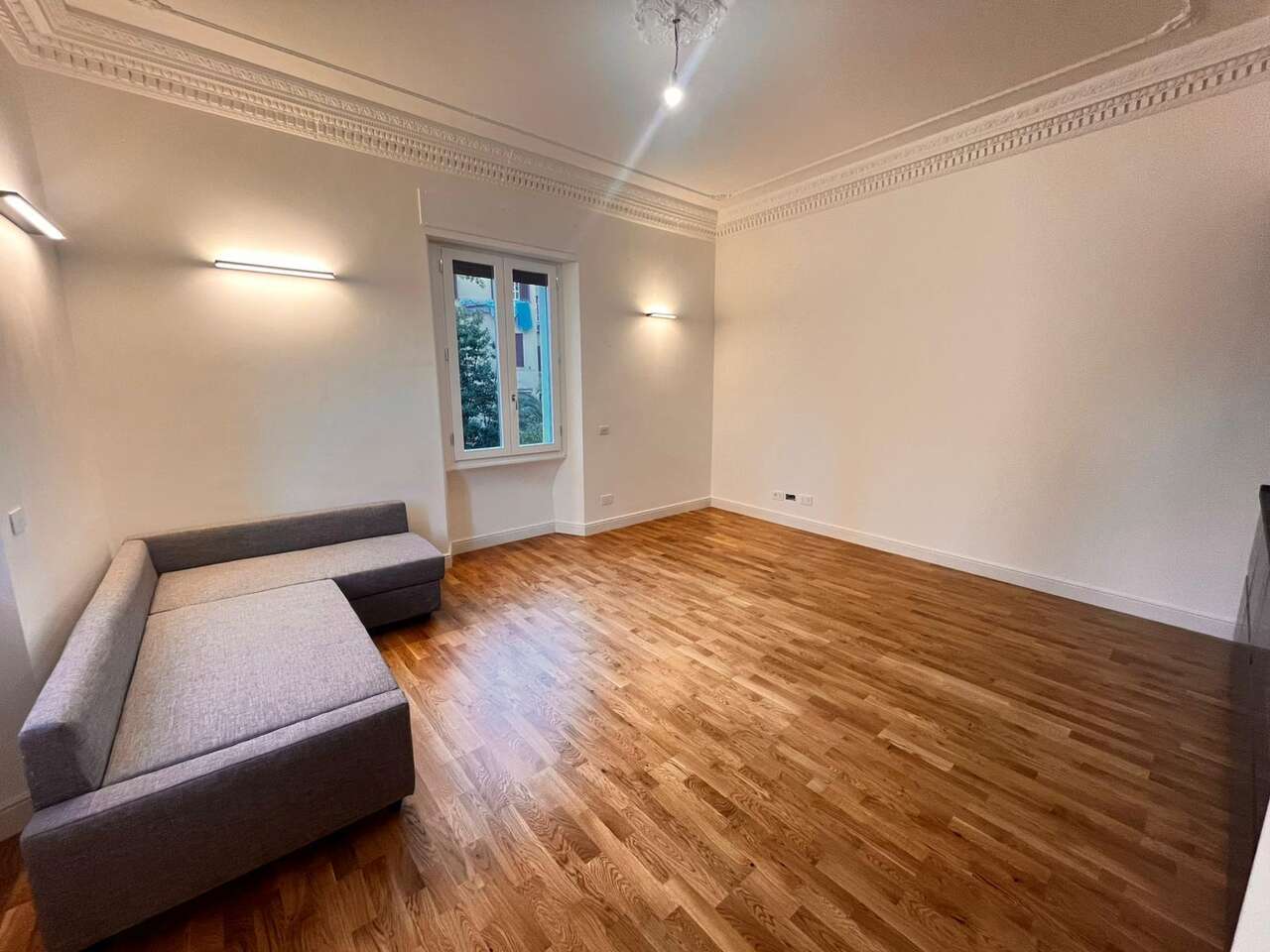 Bilocale arredato in affitto in piazza crati, Roma