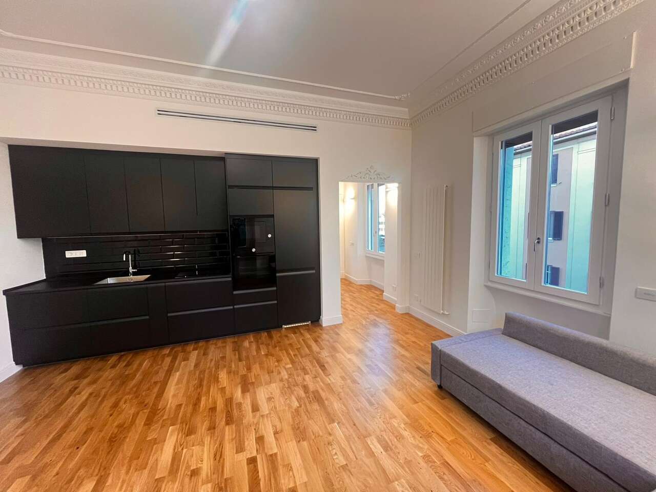 Bilocale arredato in affitto in piazza crati, Roma