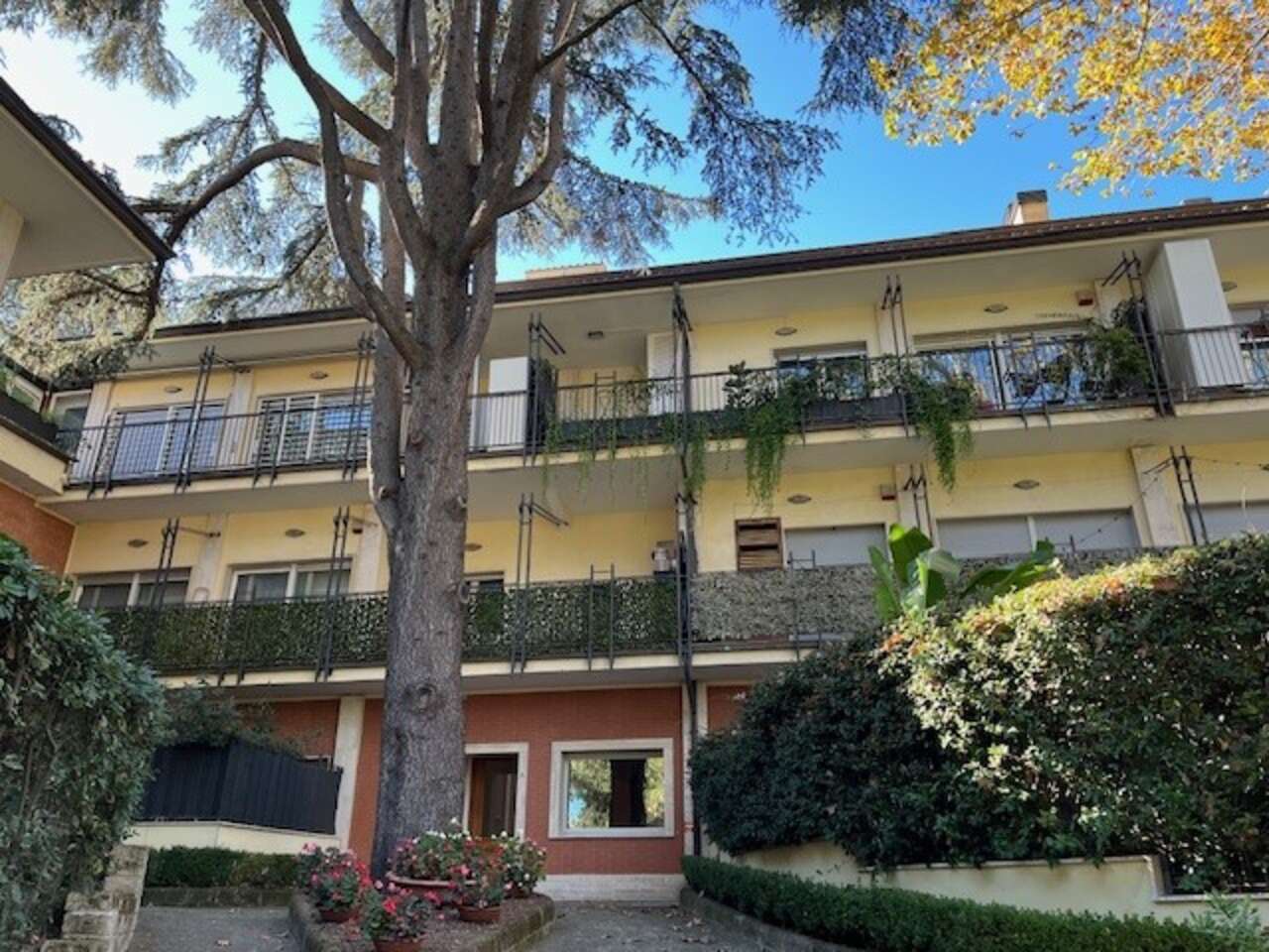 Quadrilocale in vendita in via della camilluccia, Roma