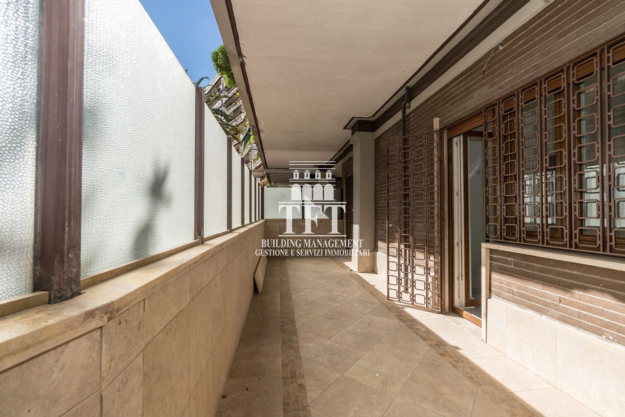 Ufficio con terrazzo in via filippo antonio gualterio, Roma