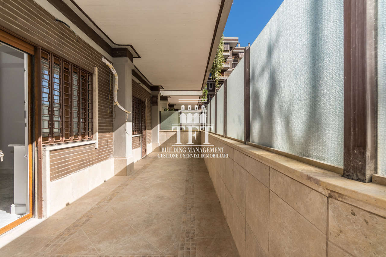Ufficio con terrazzo in via filippo antonio gualterio, Roma