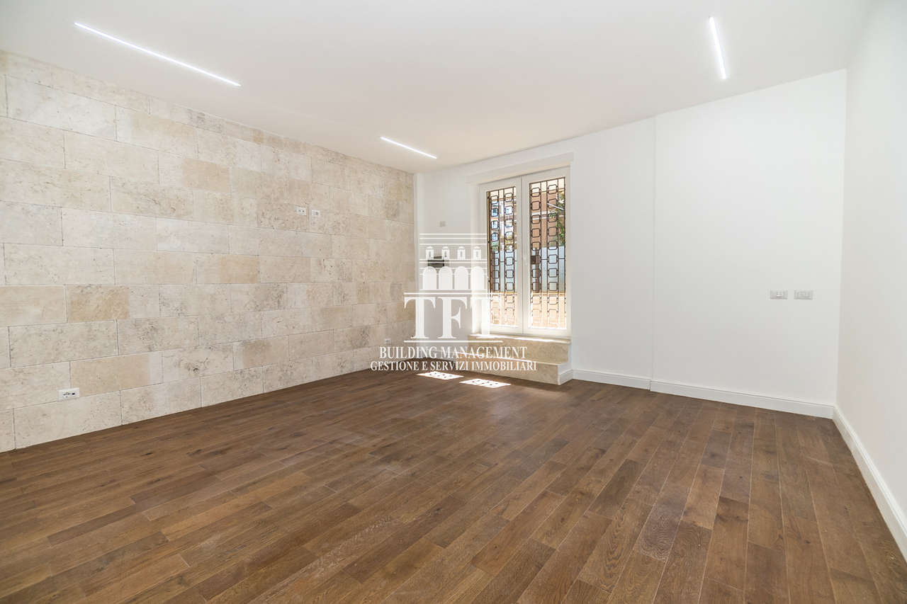 Ufficio con giardino in via filippo antonio gualterio, Roma