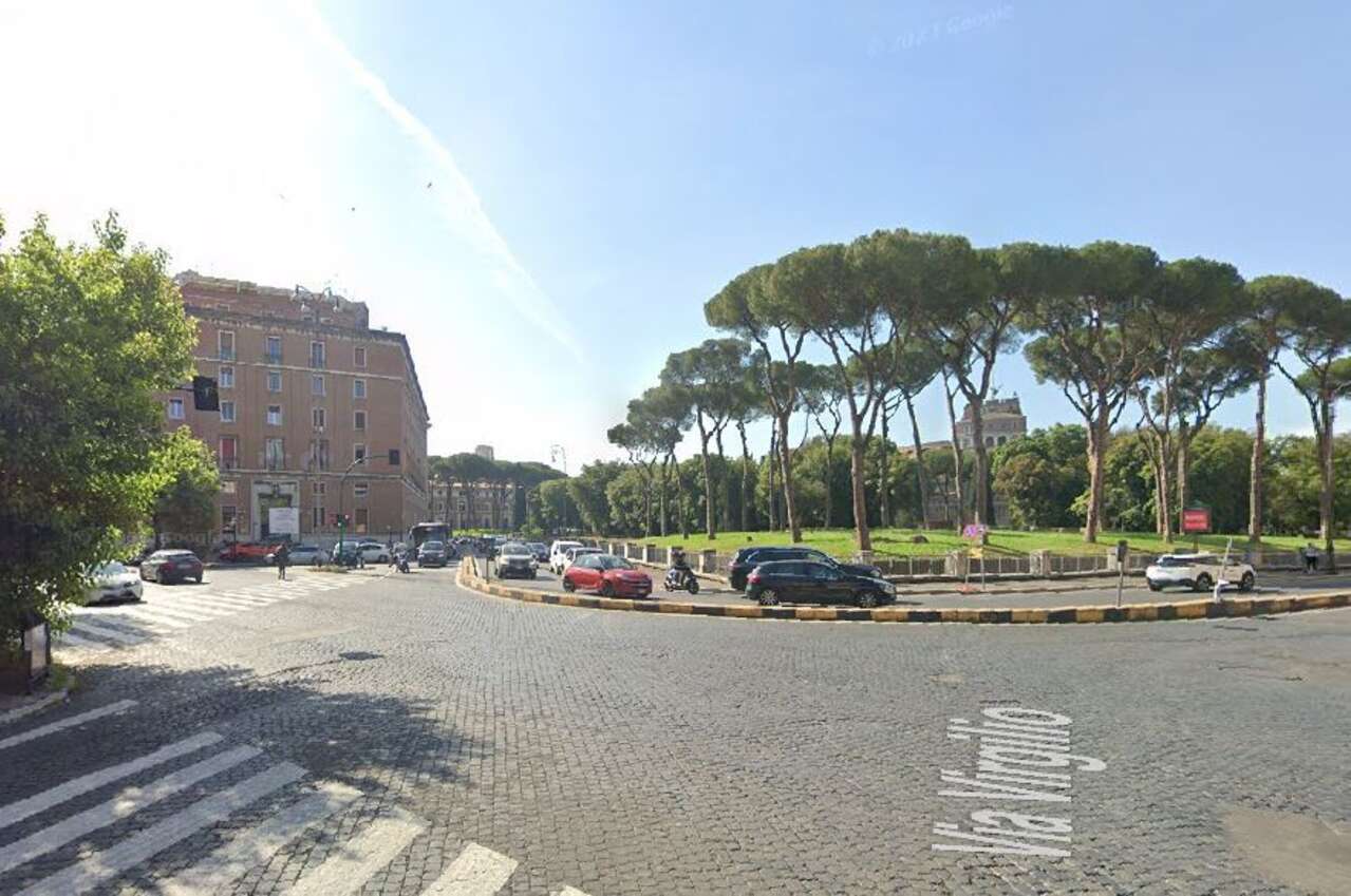 Stabile/Palazzo in affitto in piazza cavour, Roma