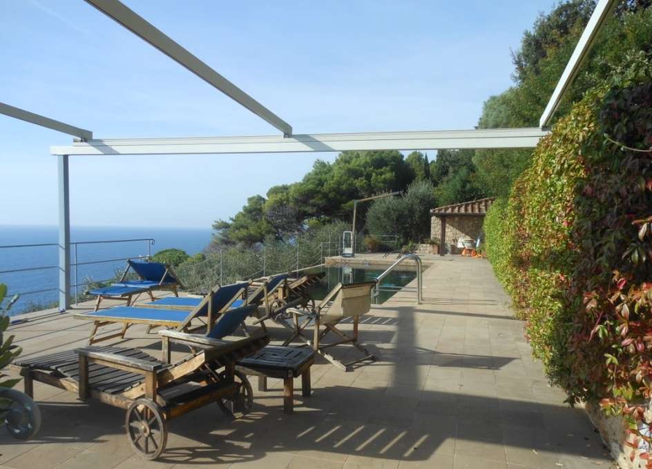 Villa con giardino in via dei pionieri, Monte Argentario