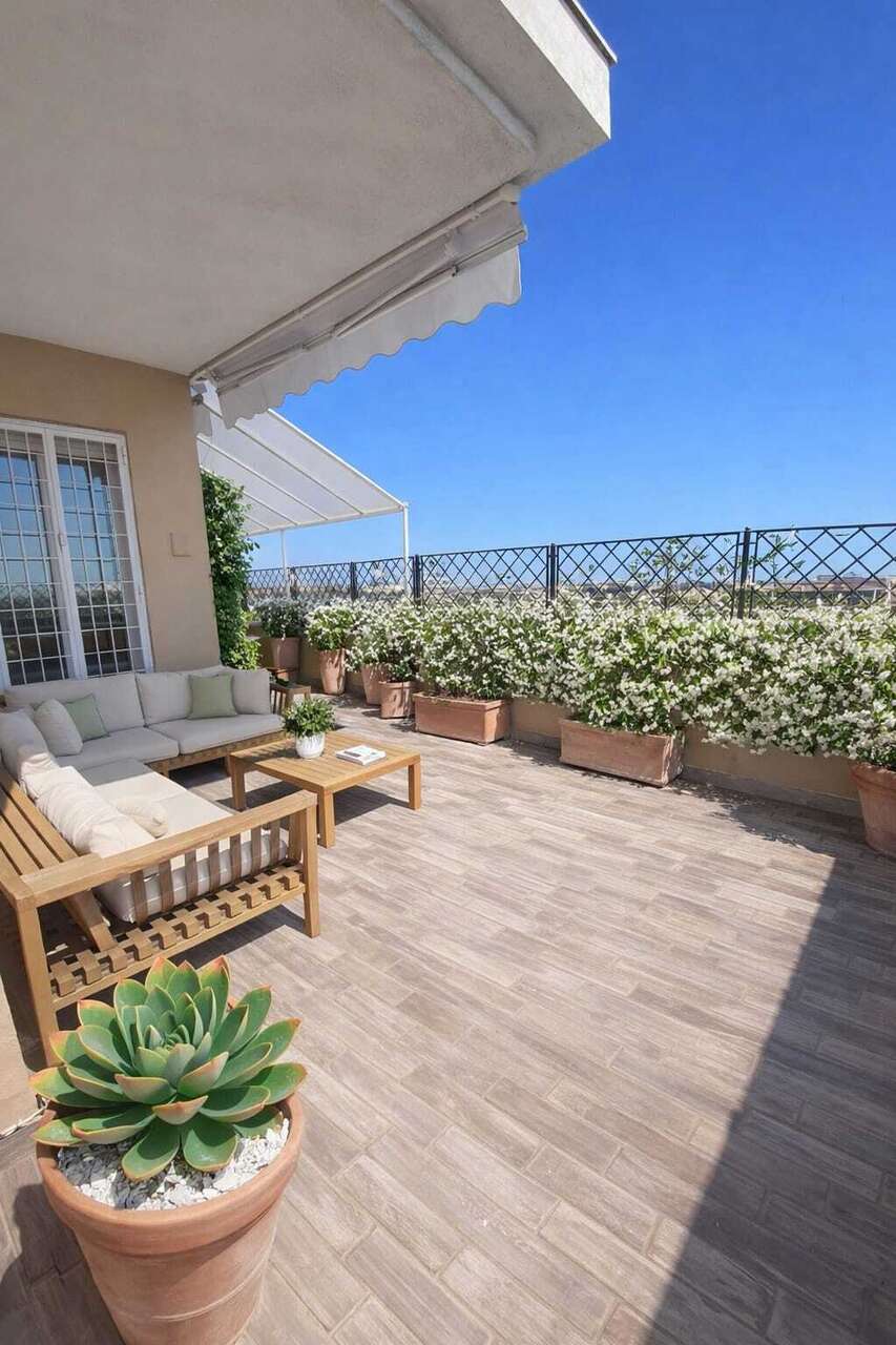 Attico con terrazzo in via di san valentino, Roma