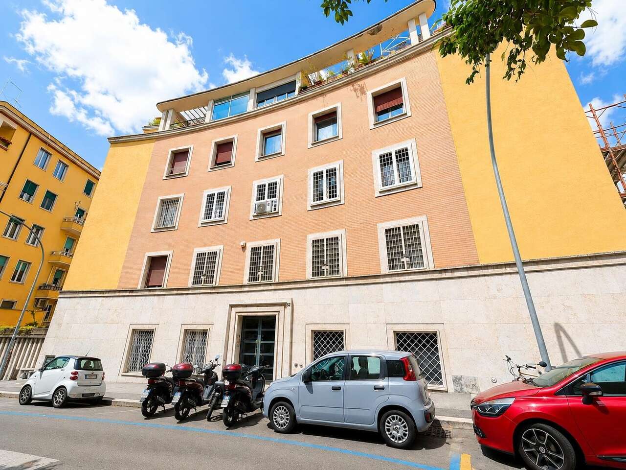 Appartamento in vendita in via alberto caroncini, Roma