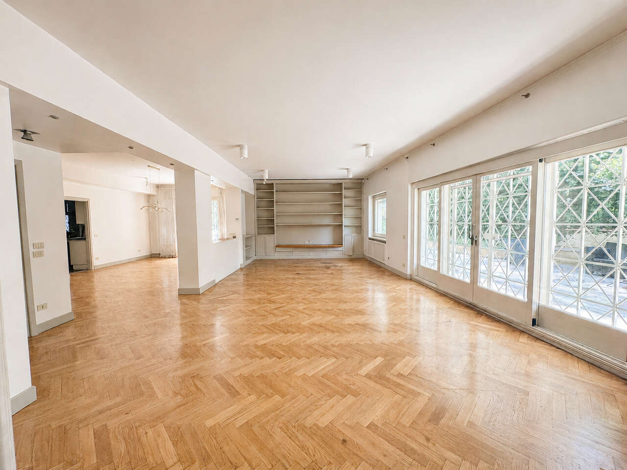 Appartamento con giardino in via giacinta pezzana, Roma