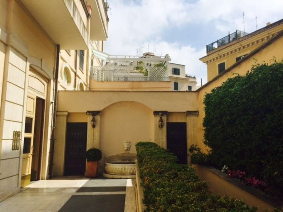 Bilocale arredato in affitto in viale parioli 12, Roma