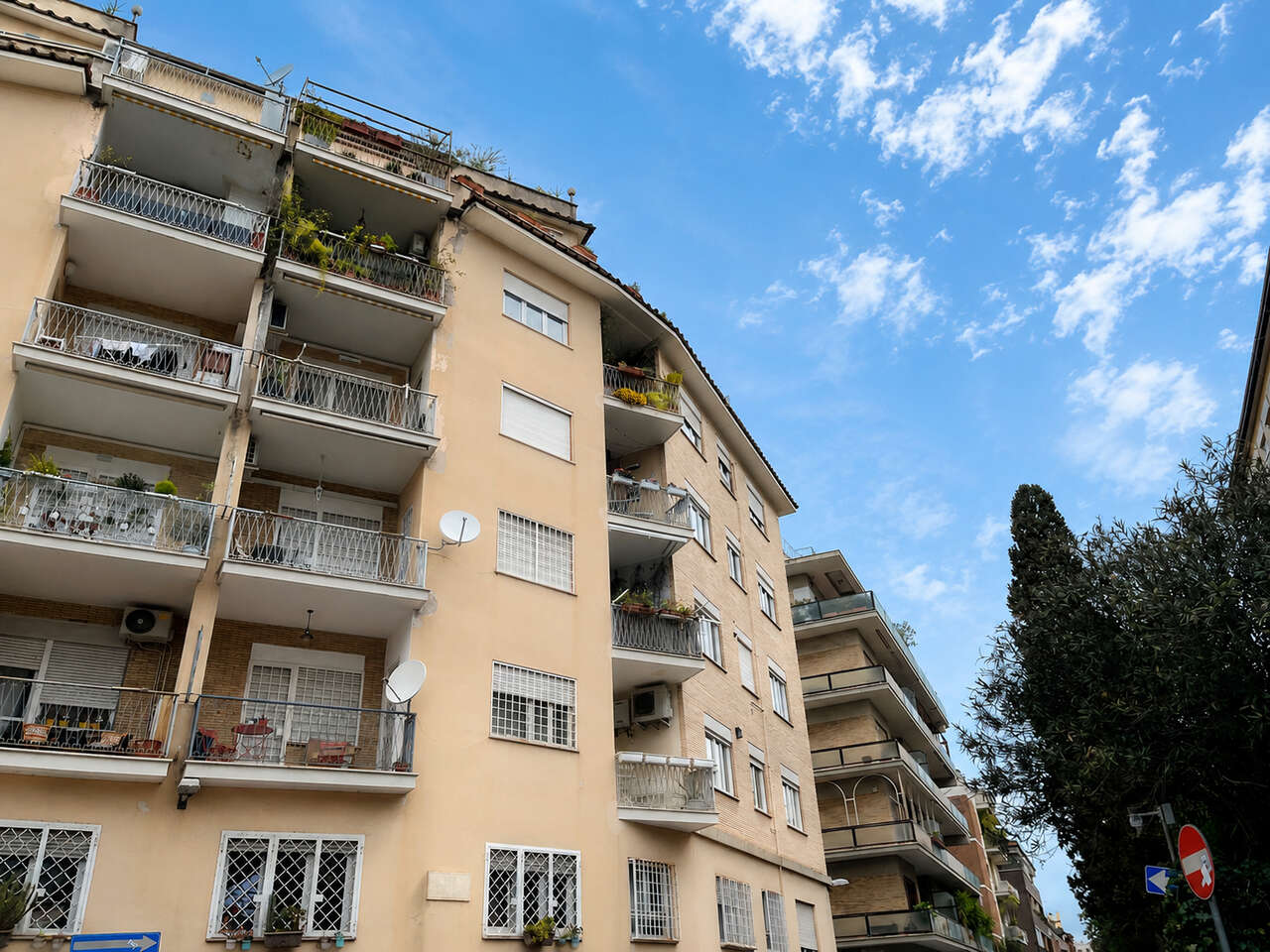 Bilocale in vendita in via guido banti, Roma