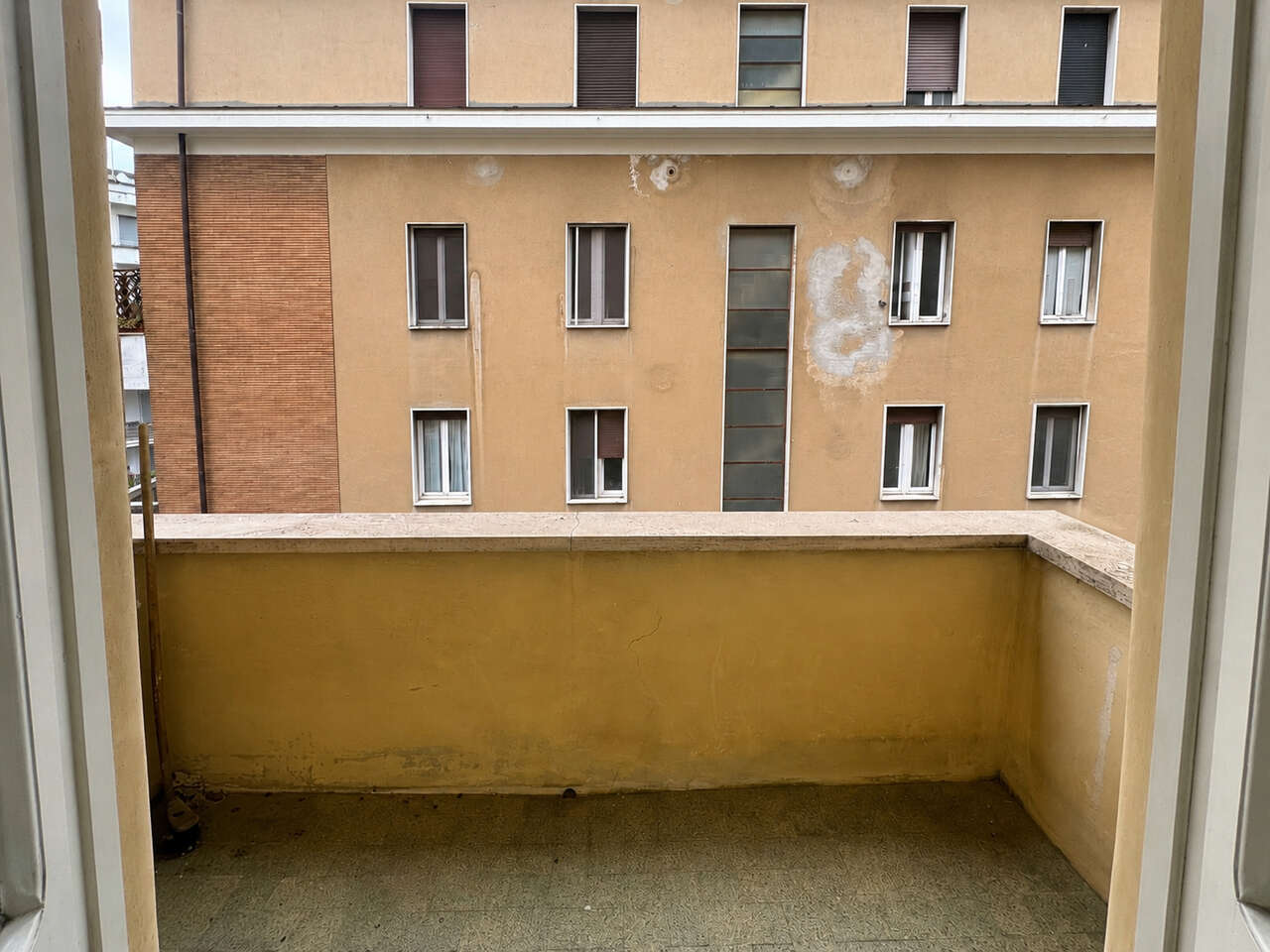 Bilocale arredato in affitto in via feliciano scarpellini, Roma