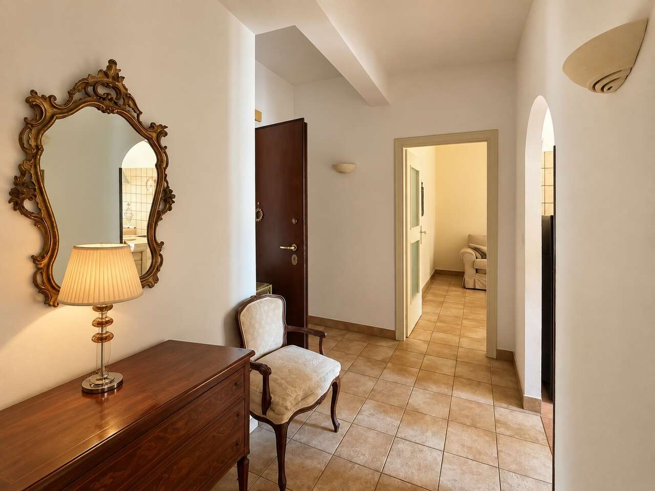 Bilocale da ristrutturare in via fonti del clitunno, Roma
