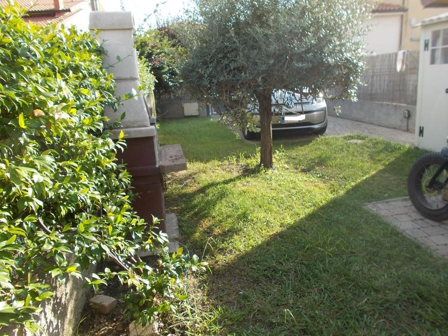 Casa indipendente con giardino a Vecchiano